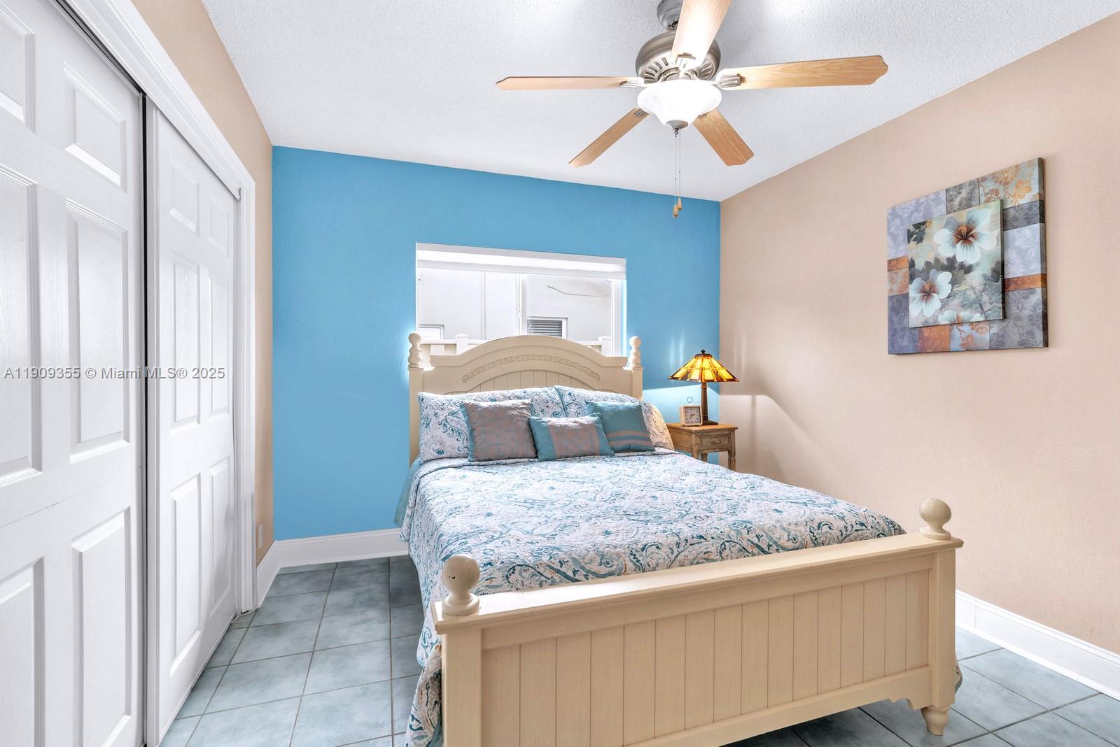 NEW ORLEANS LAKESITES - Residential