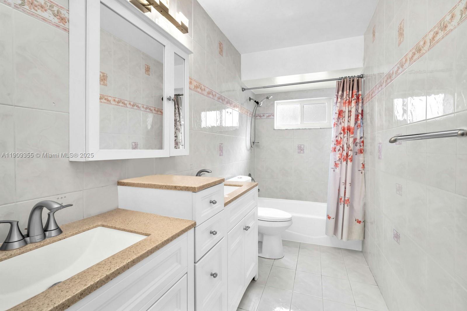 NEW ORLEANS LAKESITES - Residential