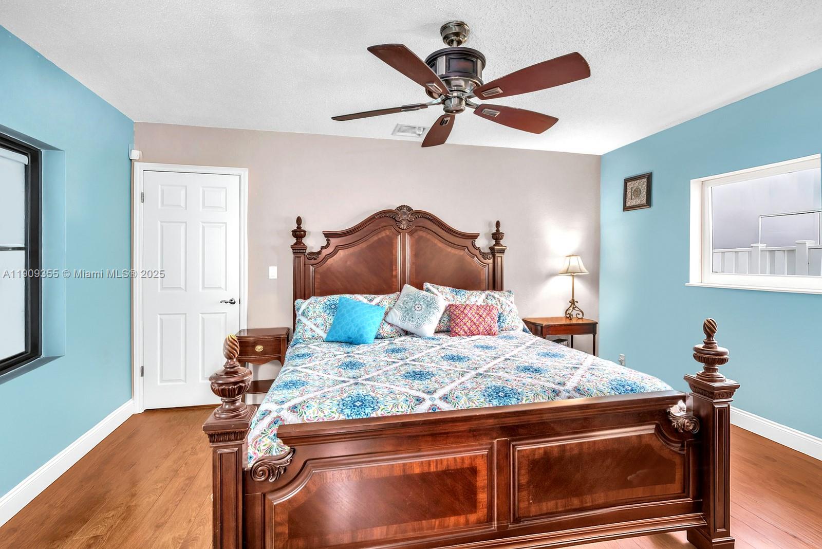 NEW ORLEANS LAKESITES - Residential