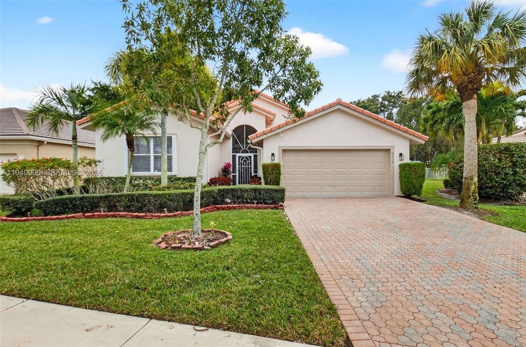 Photo of 8418 Marsala Way, Boynton Beach, FL 33472 (MLS # A11940996)