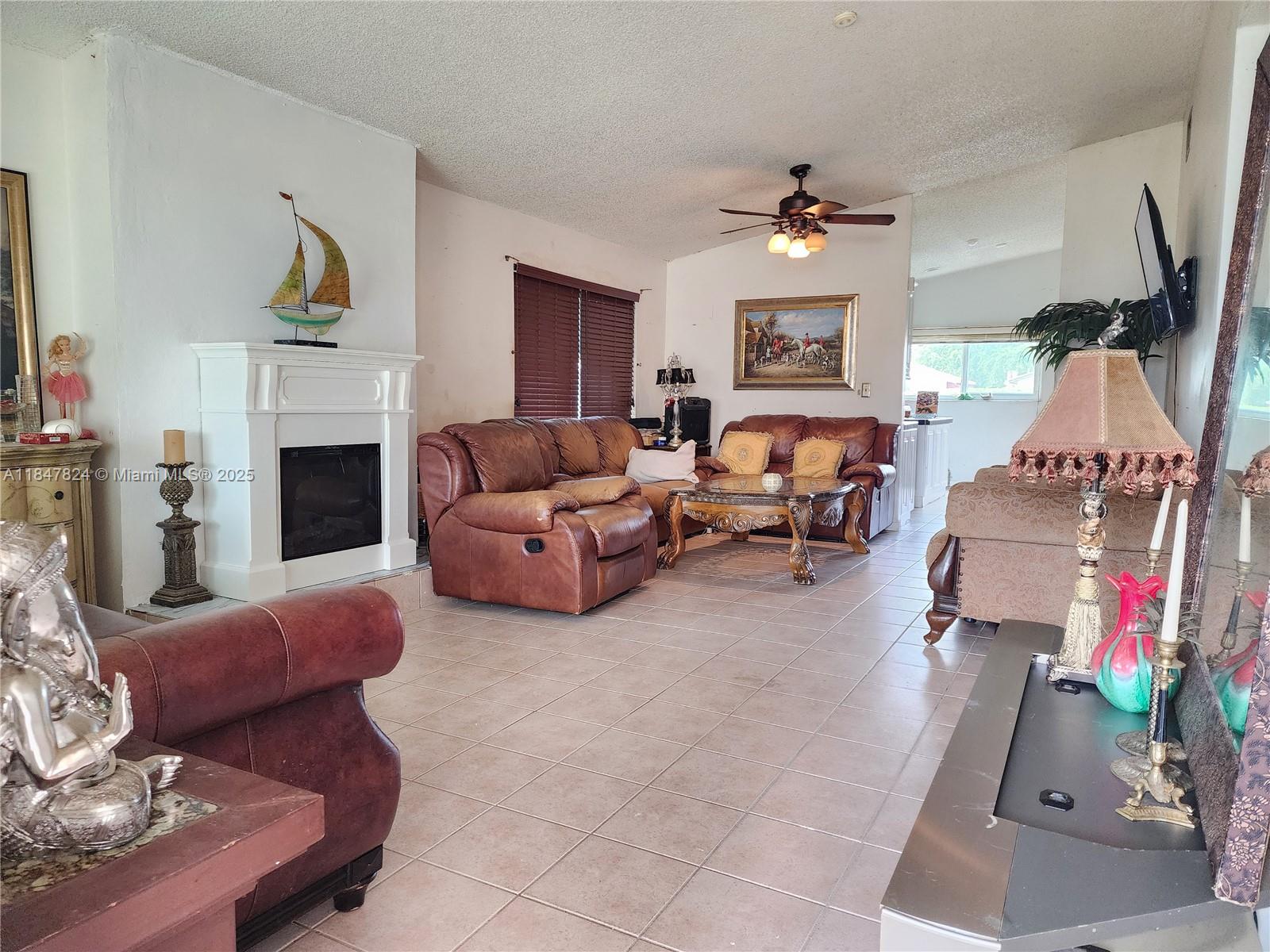 WATERVIEW ISLES - Residential