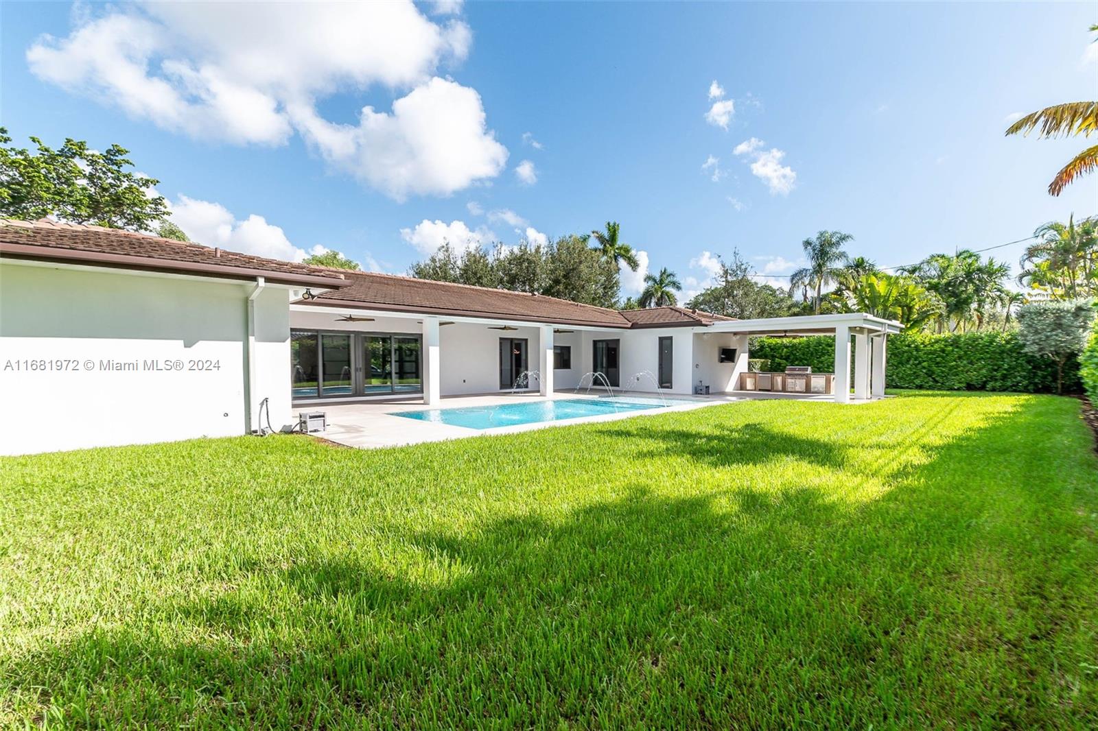 PINEVISTA ESTS - Residential