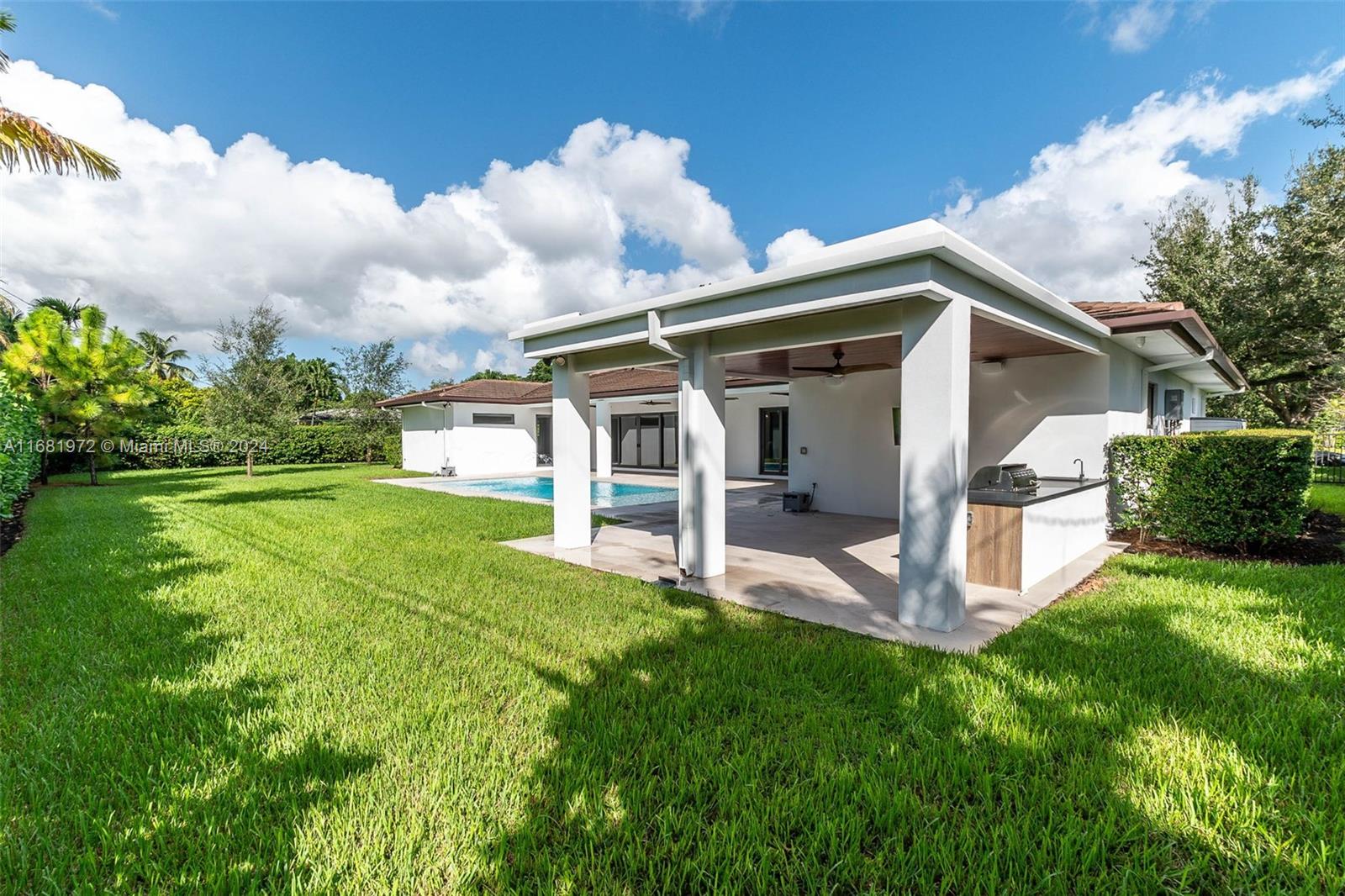 PINEVISTA ESTS - Residential