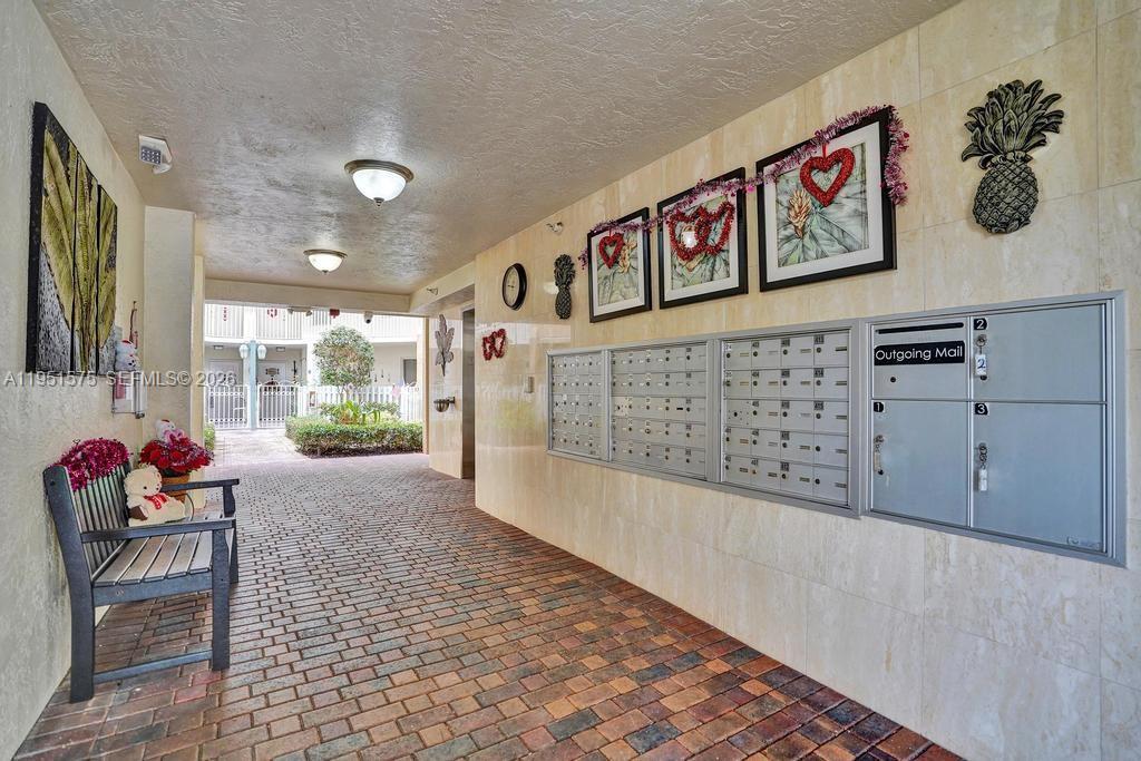 SOUTHAMPTON CONDOMINIUM I - Residential