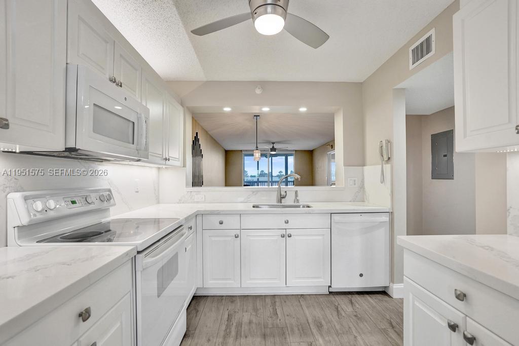 SOUTHAMPTON CONDOMINIUM I - Residential