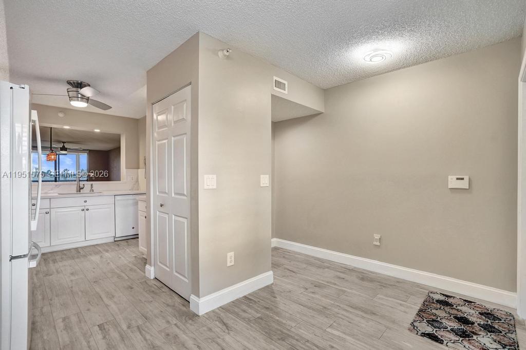 SOUTHAMPTON CONDOMINIUM I - Residential