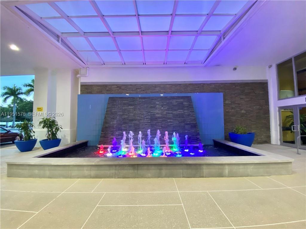 SOUTHAMPTON CONDOMINIUM I - Residential