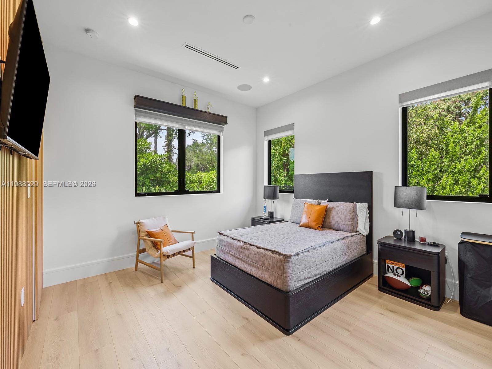 FARMERS ACRES - Residential