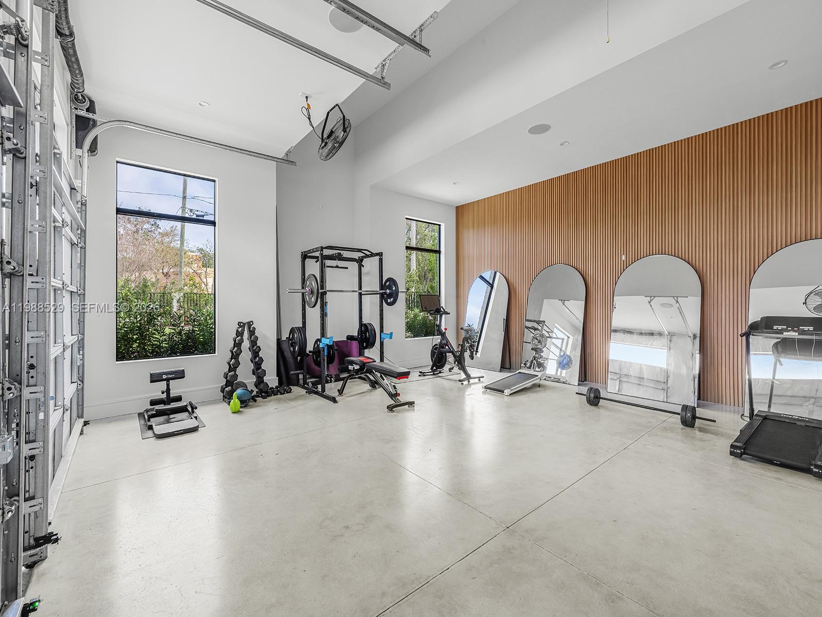 FARMERS ACRES - Residential