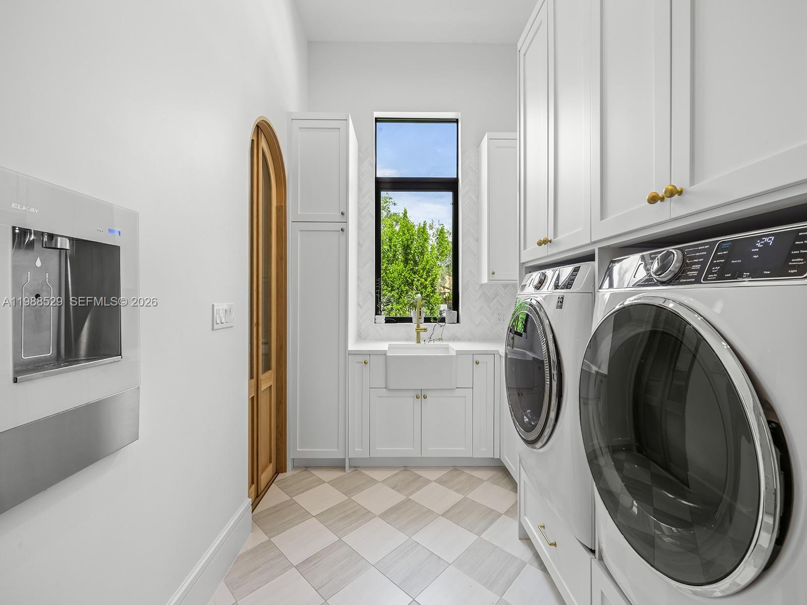 FARMERS ACRES - Residential