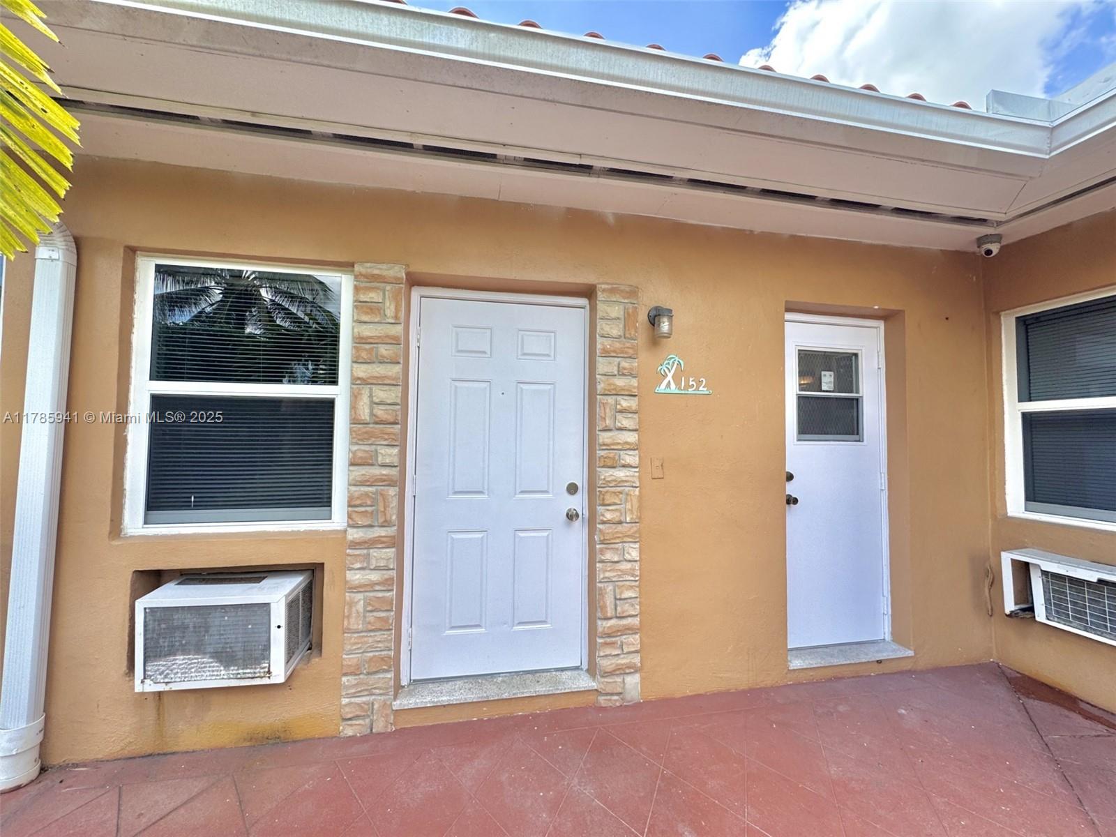 140 Sw 30th Ct 152, Miami, Broward County, Florida - 1 Bedrooms  
1 Bathrooms - 