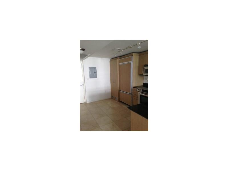 HARBOUR HOUSE CONDO - Residential Lease