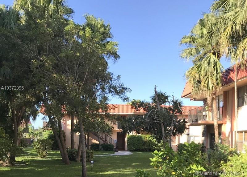 KENDALLWOOD VILLAS CONDO - Residential