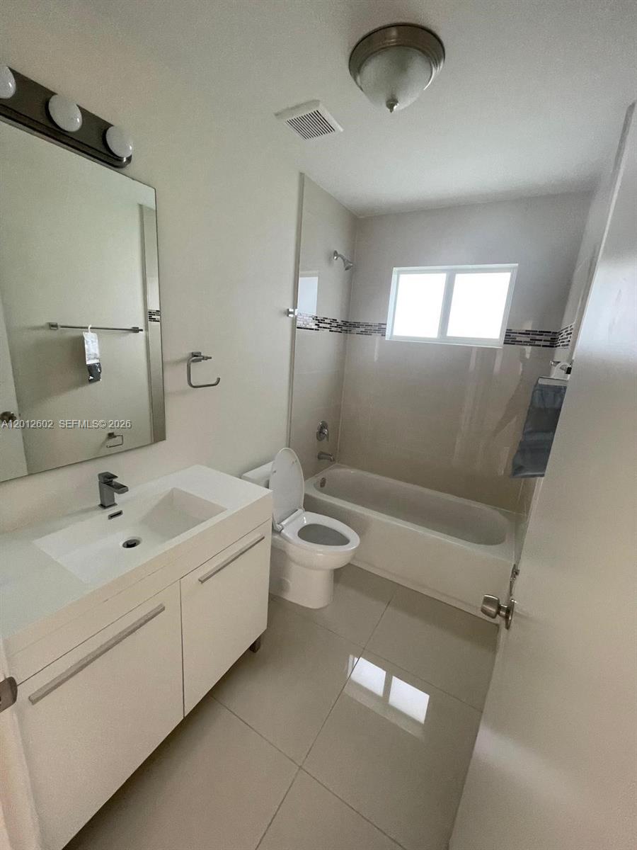 PARA VILLA HGTS - Residential Lease