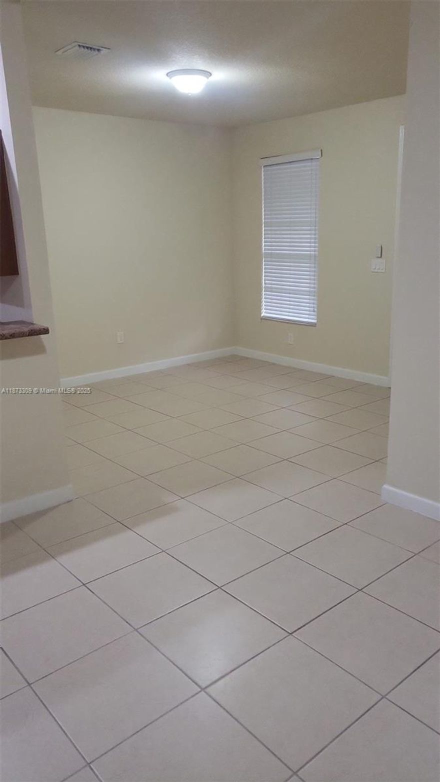 Spacious 4 BR/2.5 BA home in the heart of West Kendall! Recently updated with brand-new wood-look flooring throughou the 2nd floor, tile first floor, residence with everyday comfort.
Enjoy 4 full bedrooms, including a master suite with walk-in closet, and a private patio perfect for family gatherings or entertaining. Freshly painted and move-in ready!
Ideally located near top-rated schools, Publix, Target, Walmart, LA Fitness, restaurants, beautiful parks, and major highways. Just minutes from Jackson South Medical Center, Baptist Hospital Kendall, and West Kendall Baptist Hospital. This rental home offers comfort, convenience, and lifestyle all in one, also with a children's play area, adult and children's pool, gym, and BBQ area.
Don’t miss it!