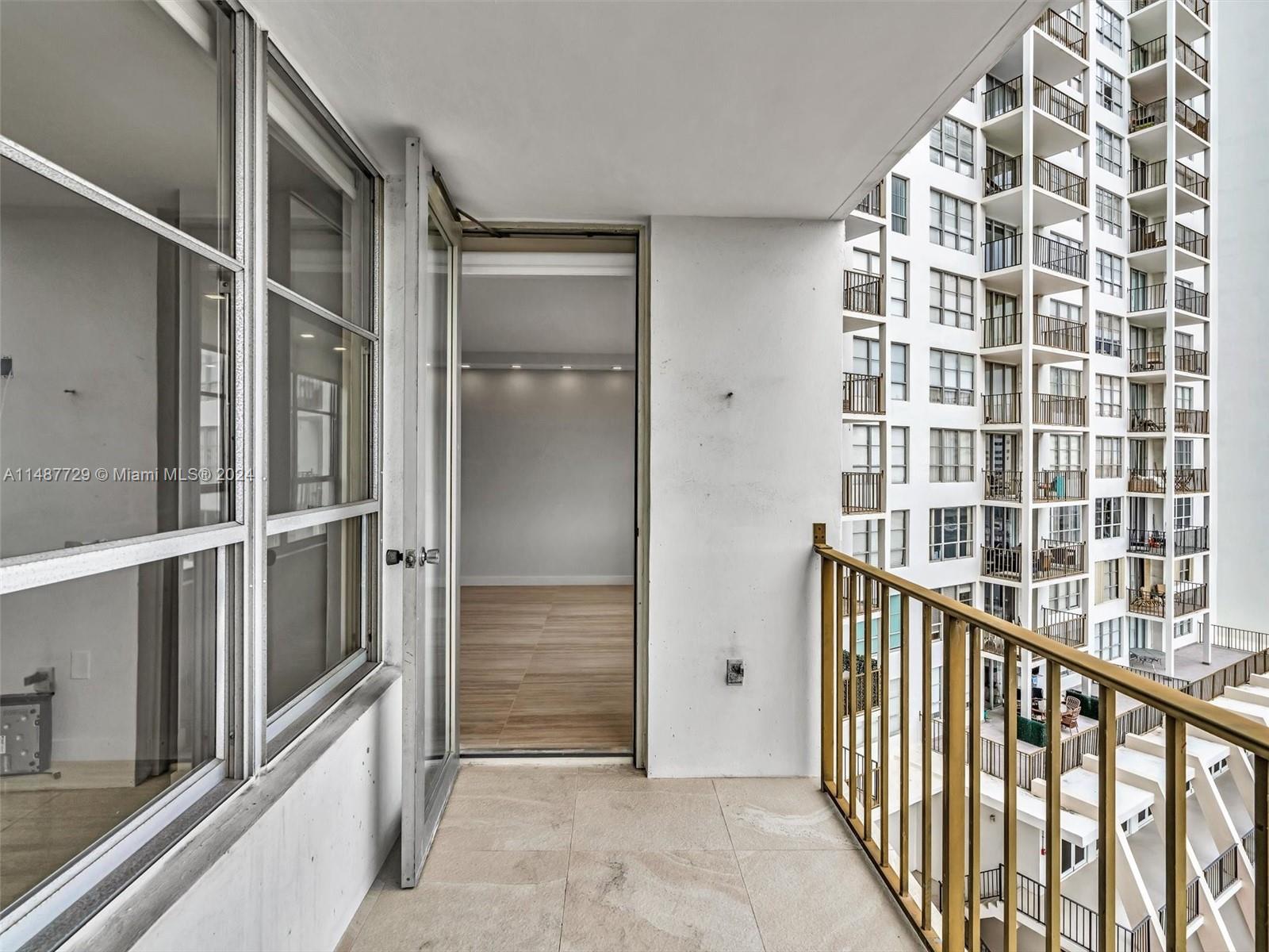 TOWER FORTY ONE CONDO - Residential