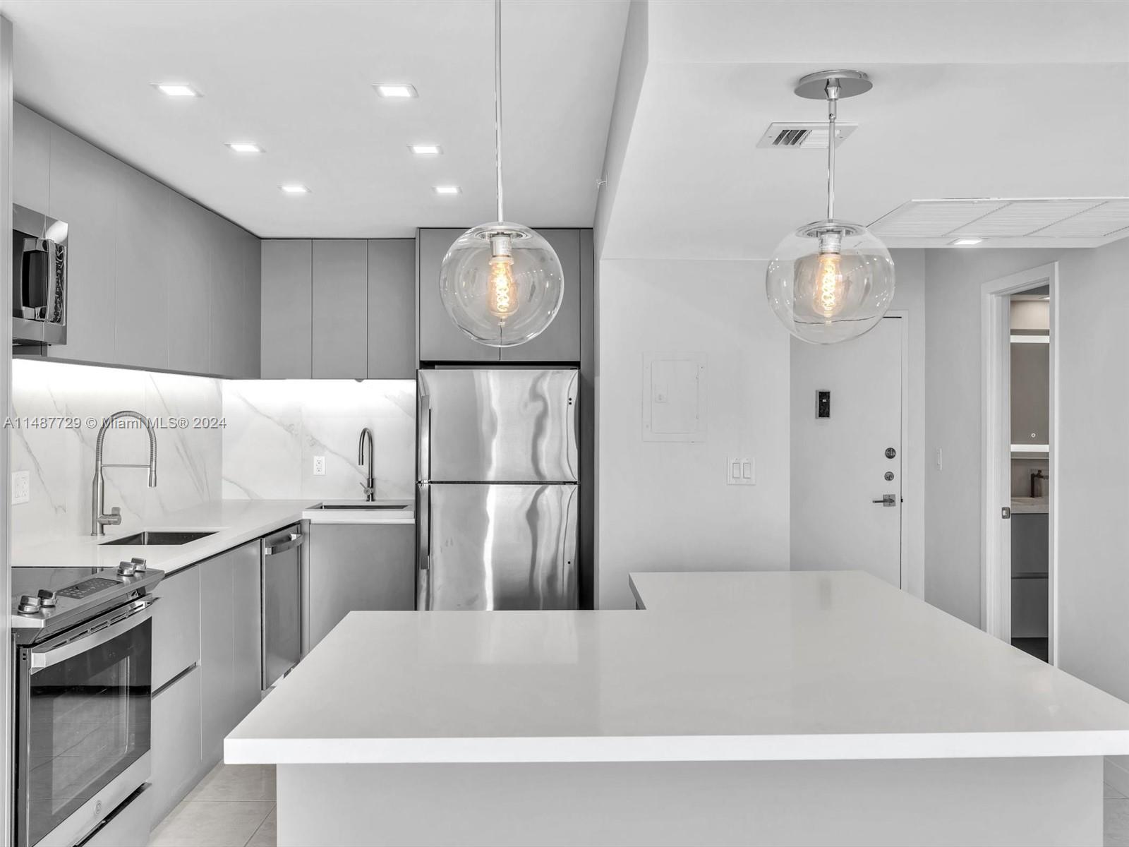 TOWER FORTY ONE CONDO - Residential