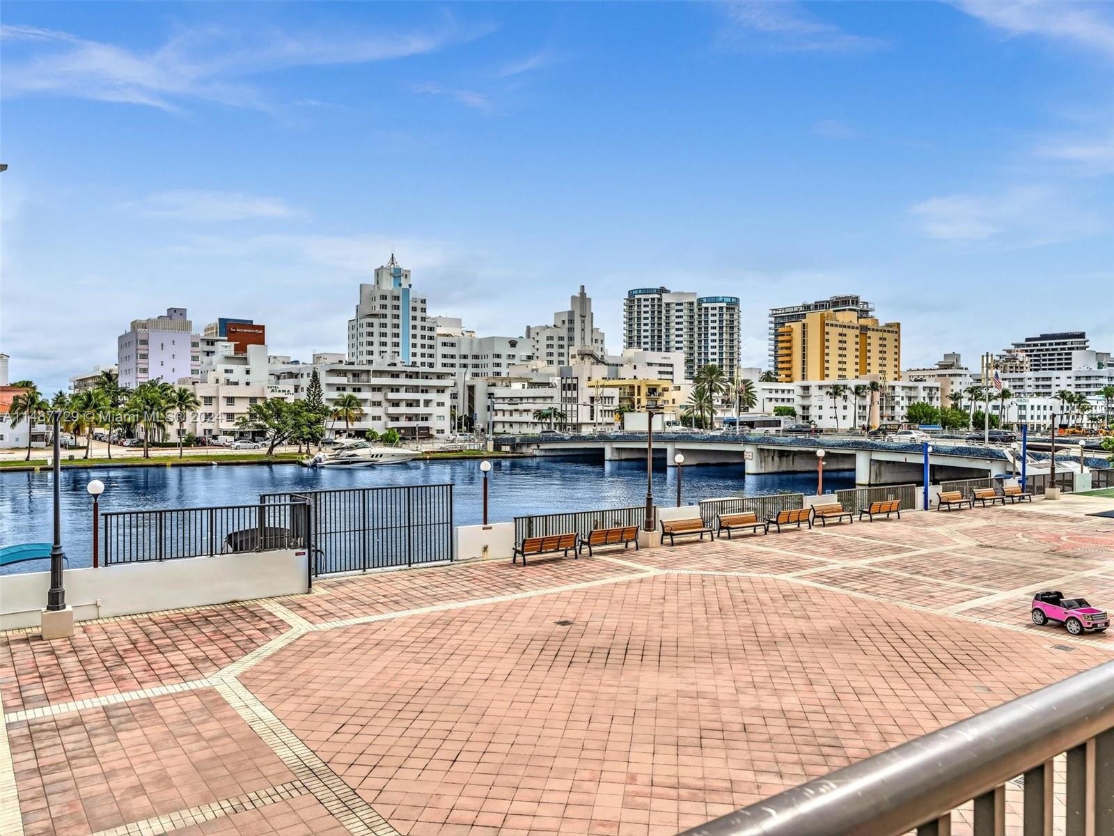 TOWER FORTY ONE CONDO - Residential