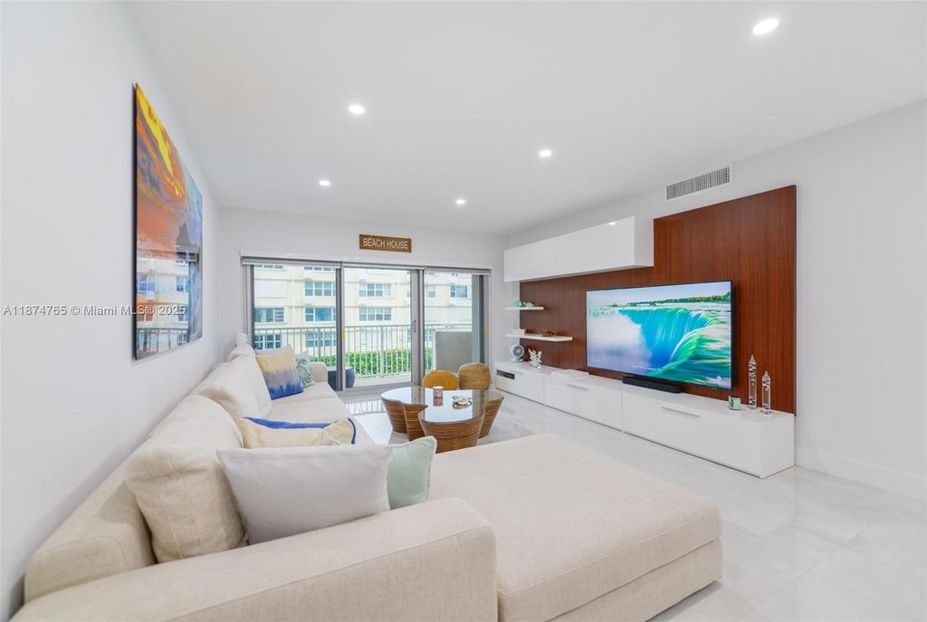 Photo of 1950 S Ocean Dr #MH, Hallandale Beach, FL 33009 (MLS # A11874765)