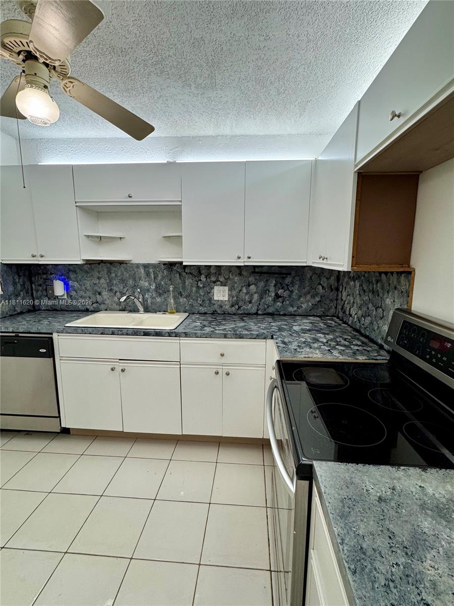 2495 SW 82nd Ave 205