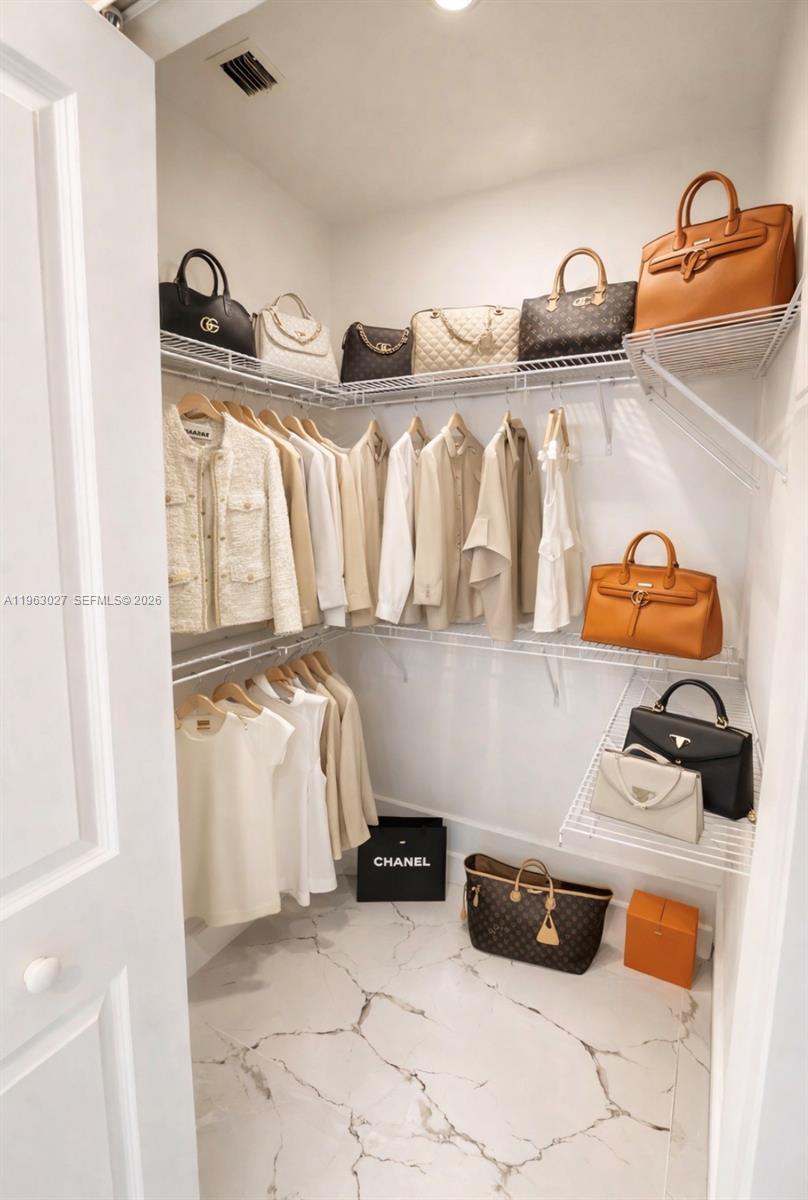 DIXIE HEIGHTS - Residential