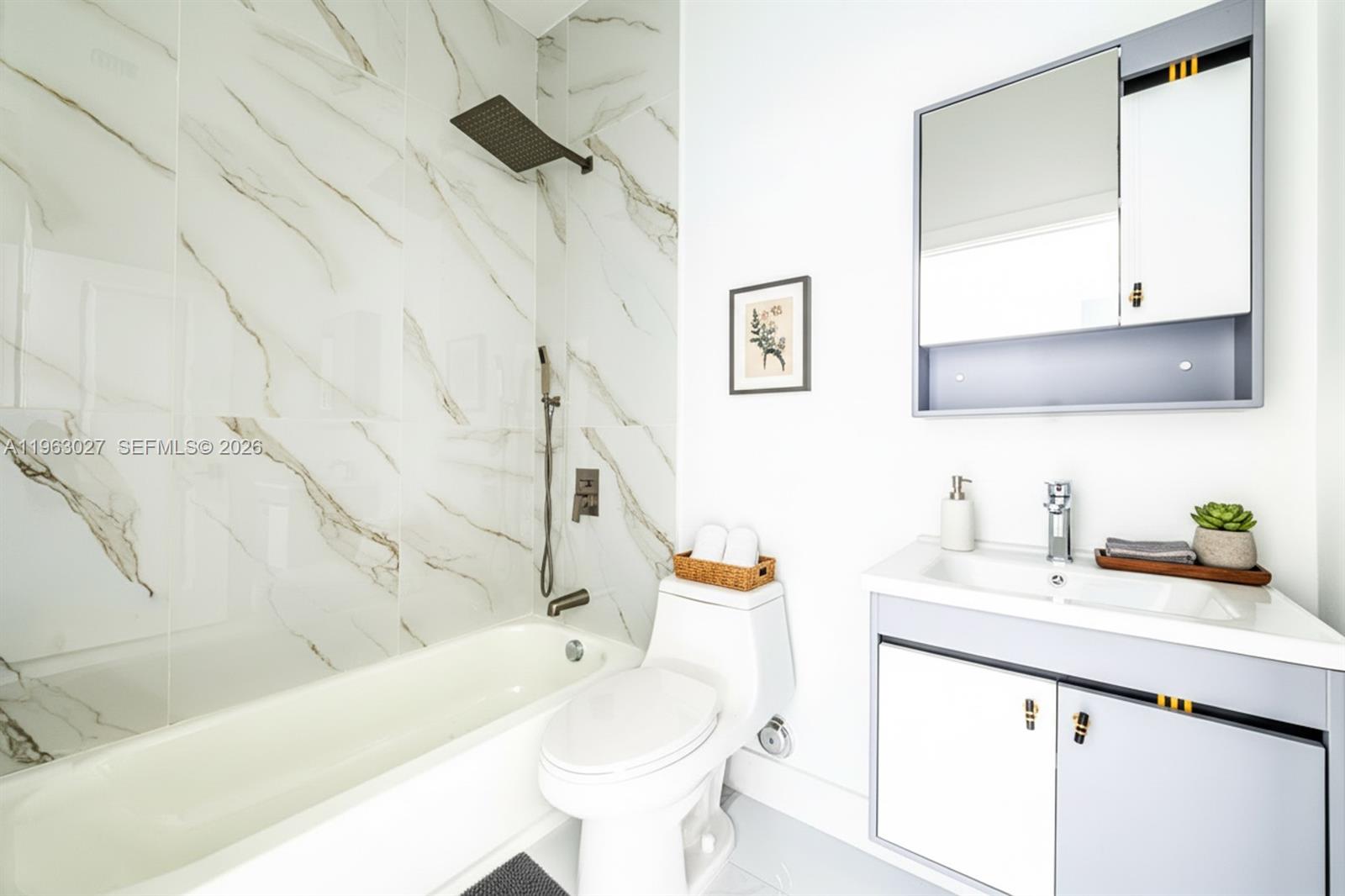 DIXIE HEIGHTS - Residential