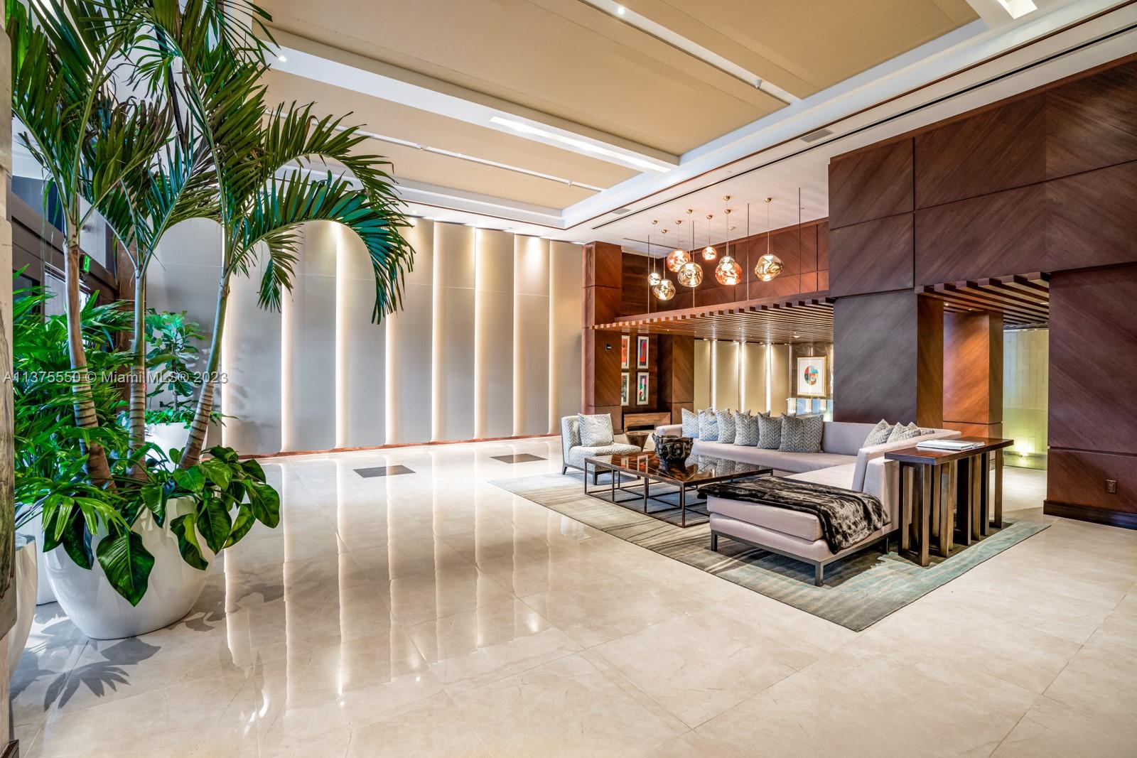 MEI CONDO - Residential