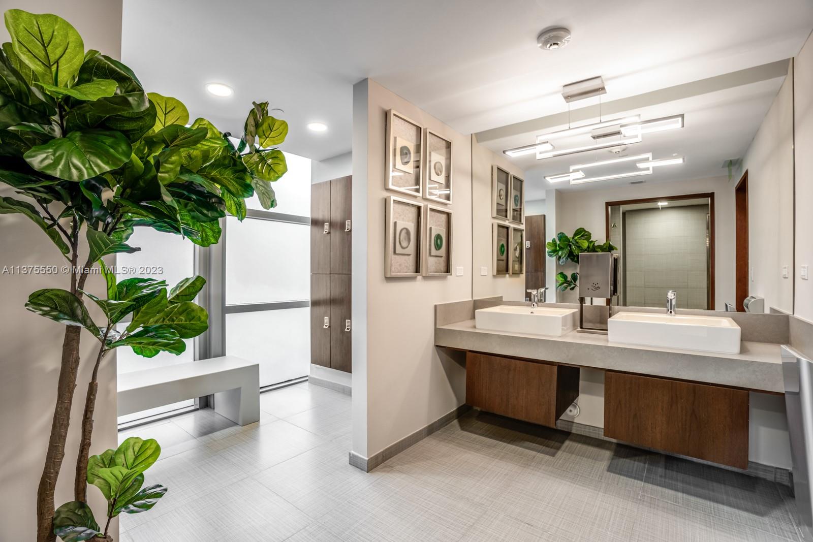 MEI CONDO - Residential