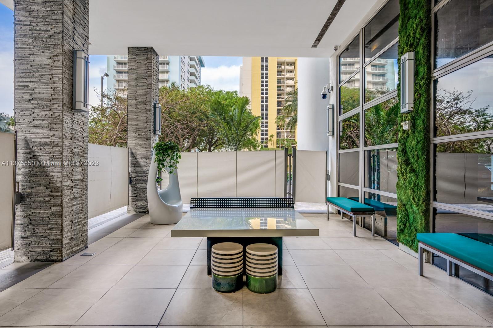 MEI CONDO - Residential