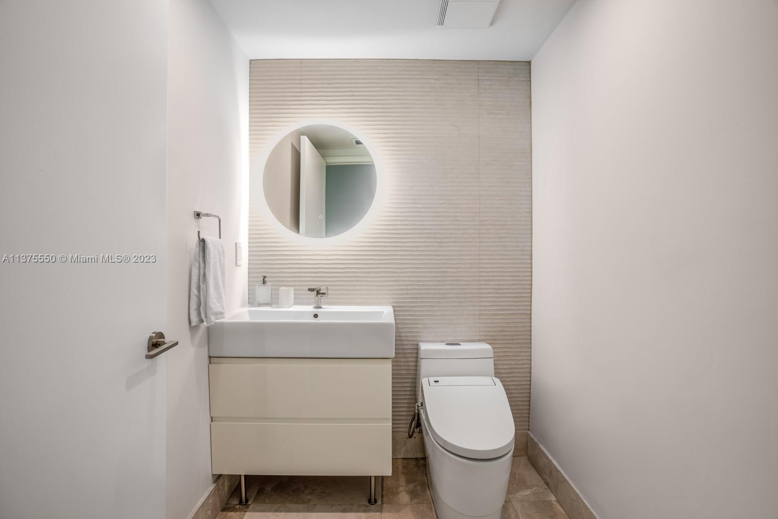 MEI CONDO - Residential