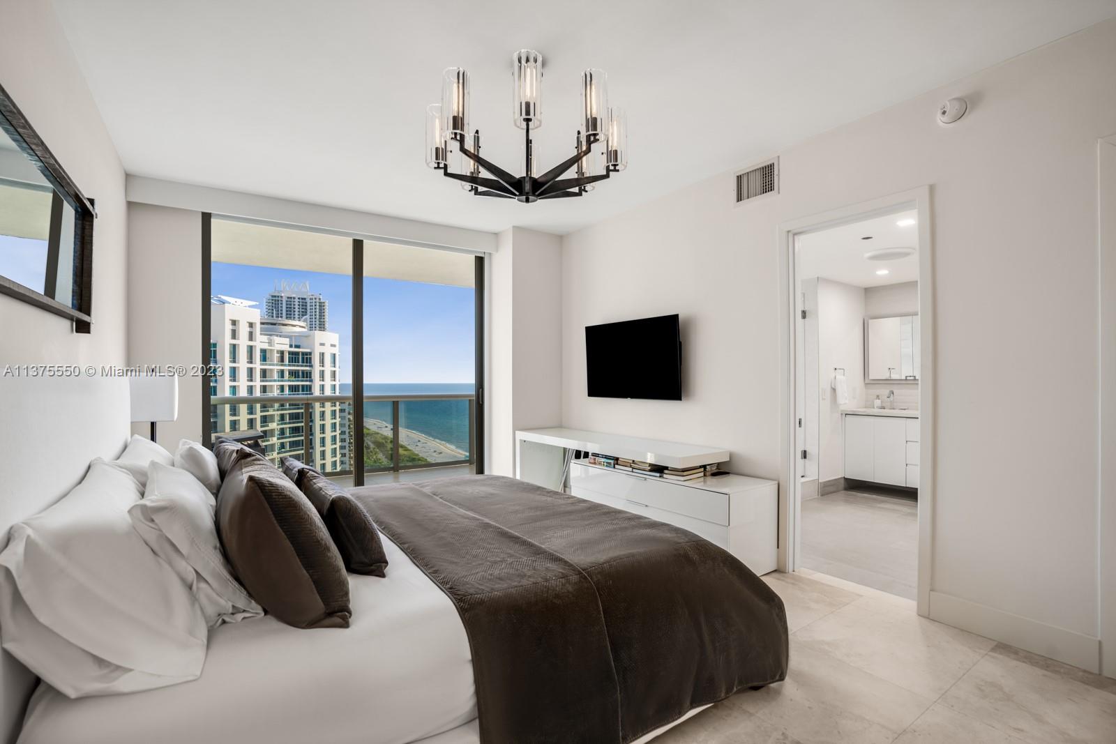 MEI CONDO - Residential