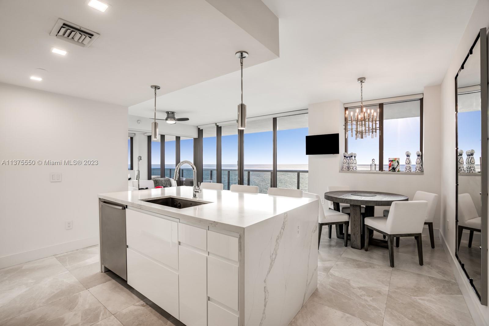 MEI CONDO - Residential