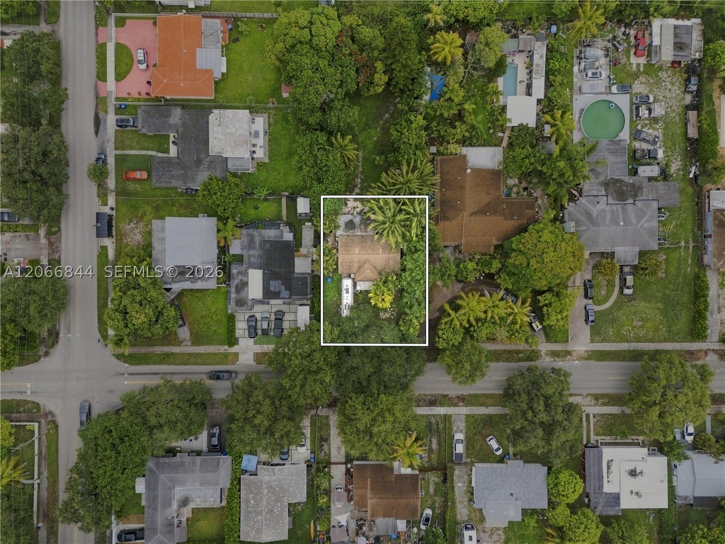 Photo of 2541 Washington St, Hollywood, FL 33020 (MLS # A12066844)