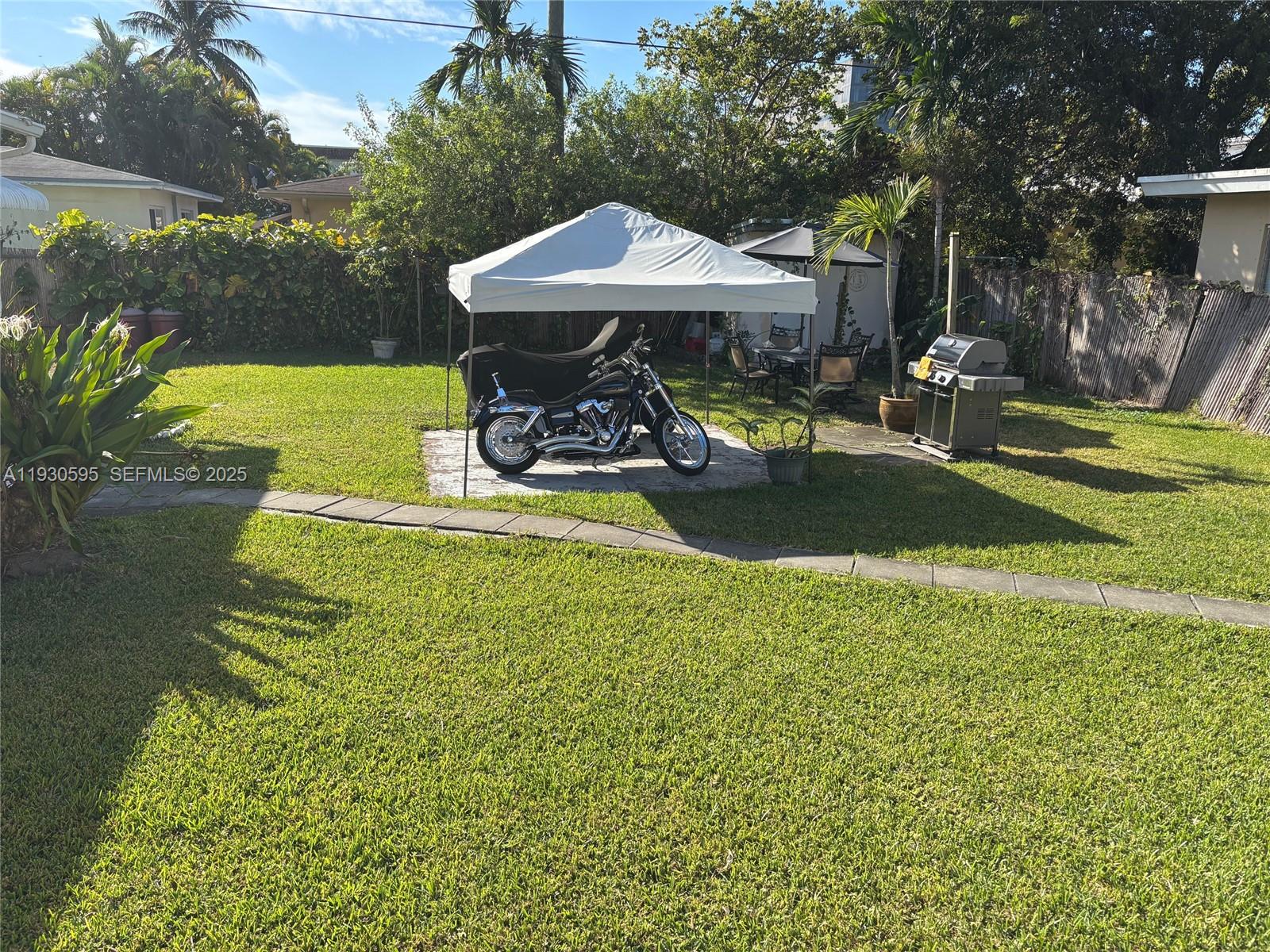 ATLANTIC SHORES DIXIE HIG - Residential Lease