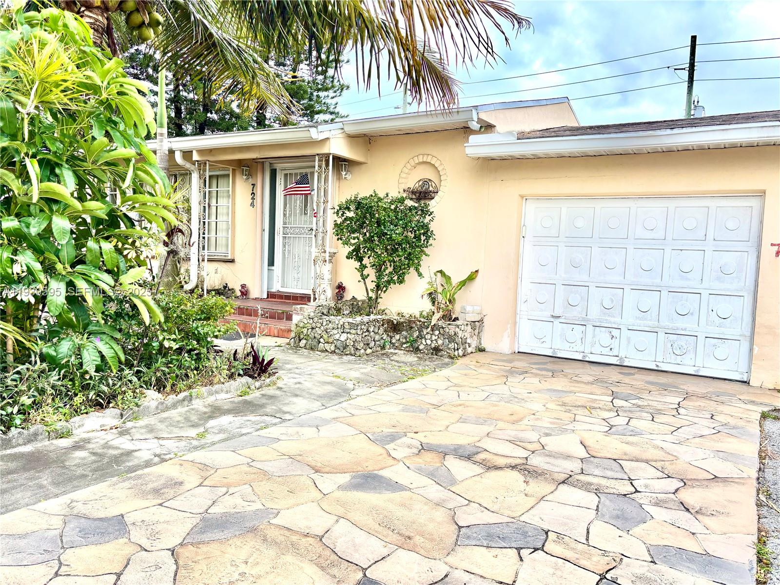 ATLANTIC SHORES DIXIE HIG - Residential Lease