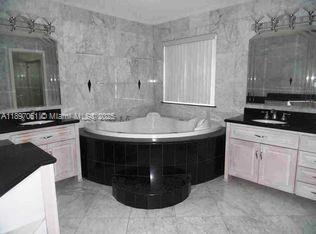 LAKES ON THE GREEN GWENDO - Residential Lease