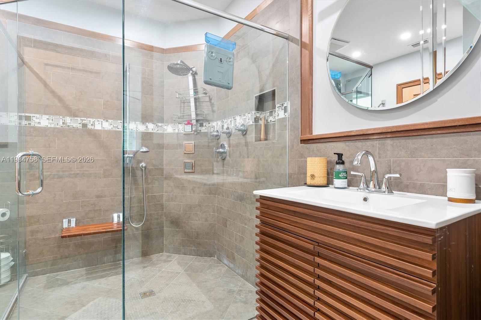 MIAMI SHORES SEC 1 AMD - Residential