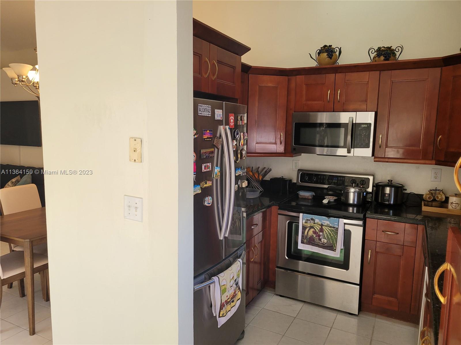 BRIGHTONS MEADOW TRACE - Residential Lease