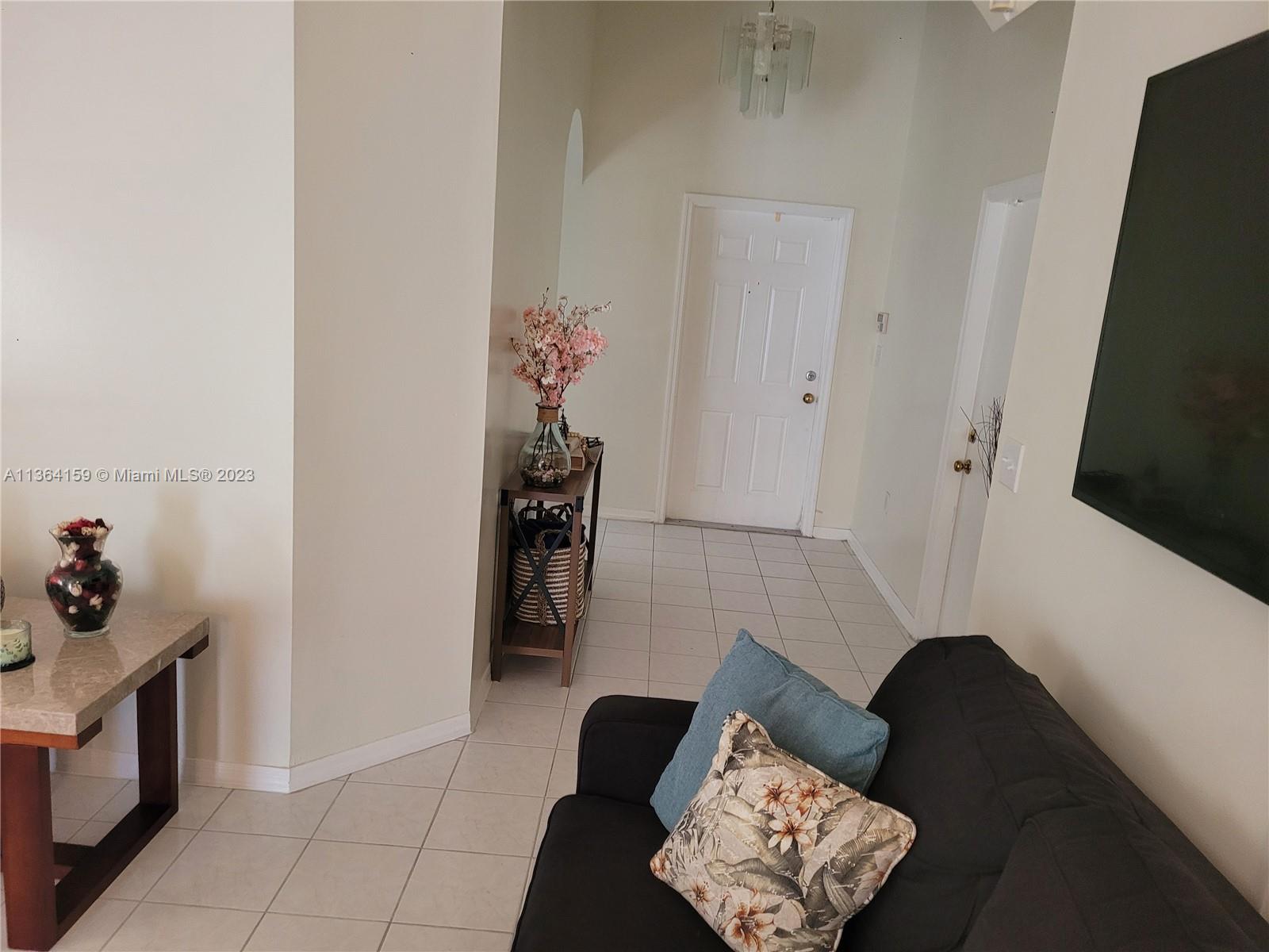 BRIGHTONS MEADOW TRACE - Residential Lease