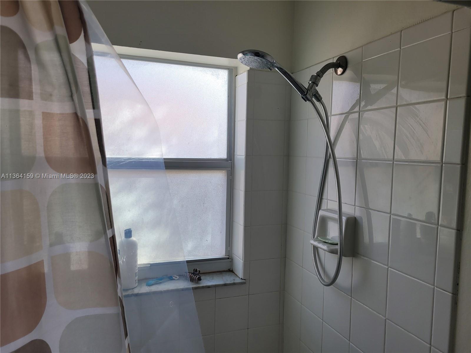 BRIGHTONS MEADOW TRACE - Residential Lease