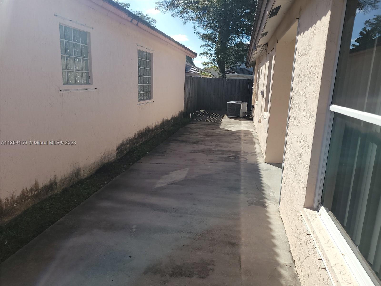 BRIGHTONS MEADOW TRACE - Residential Lease