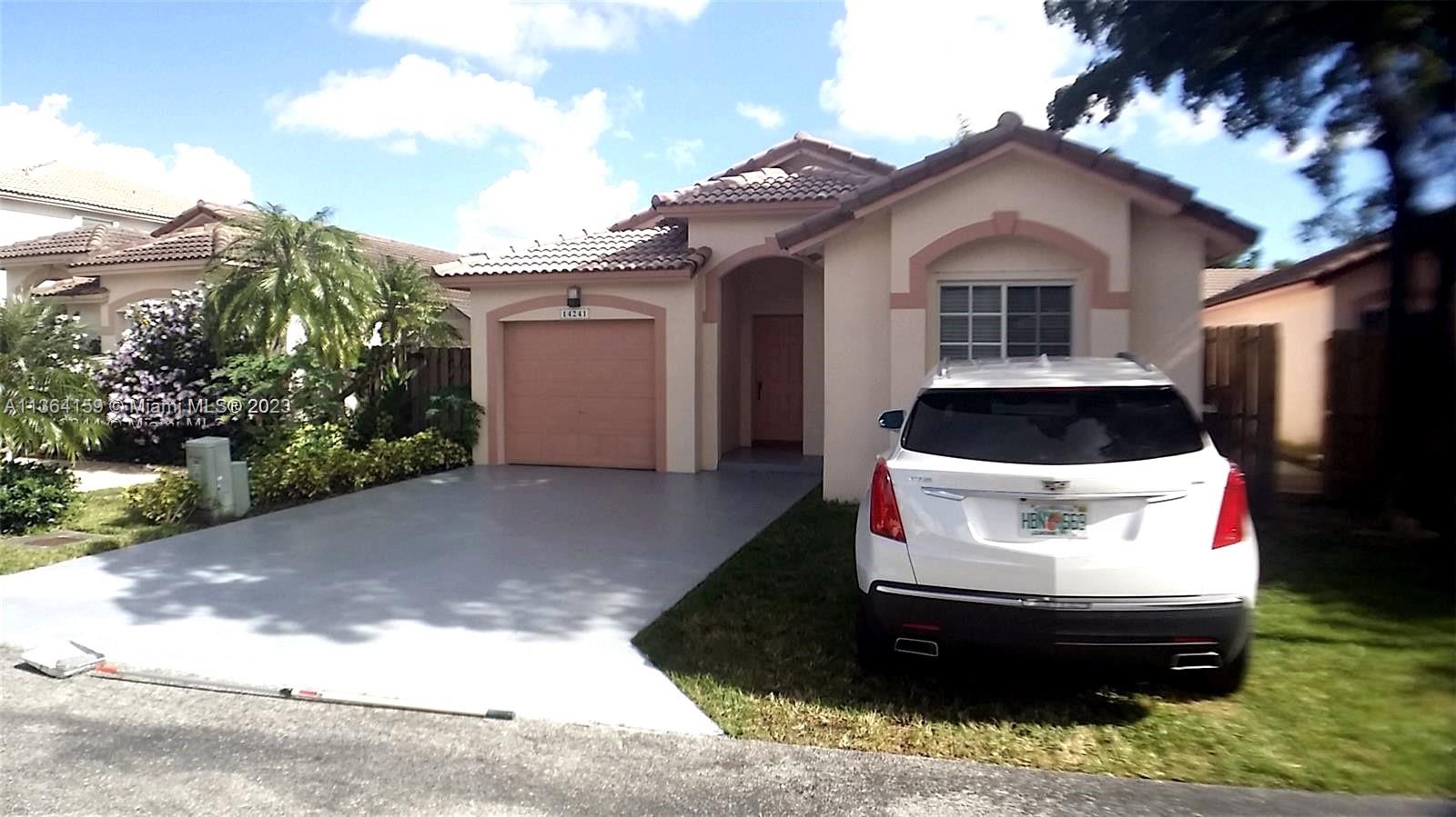 BRIGHTONS MEADOW TRACE - Residential Lease