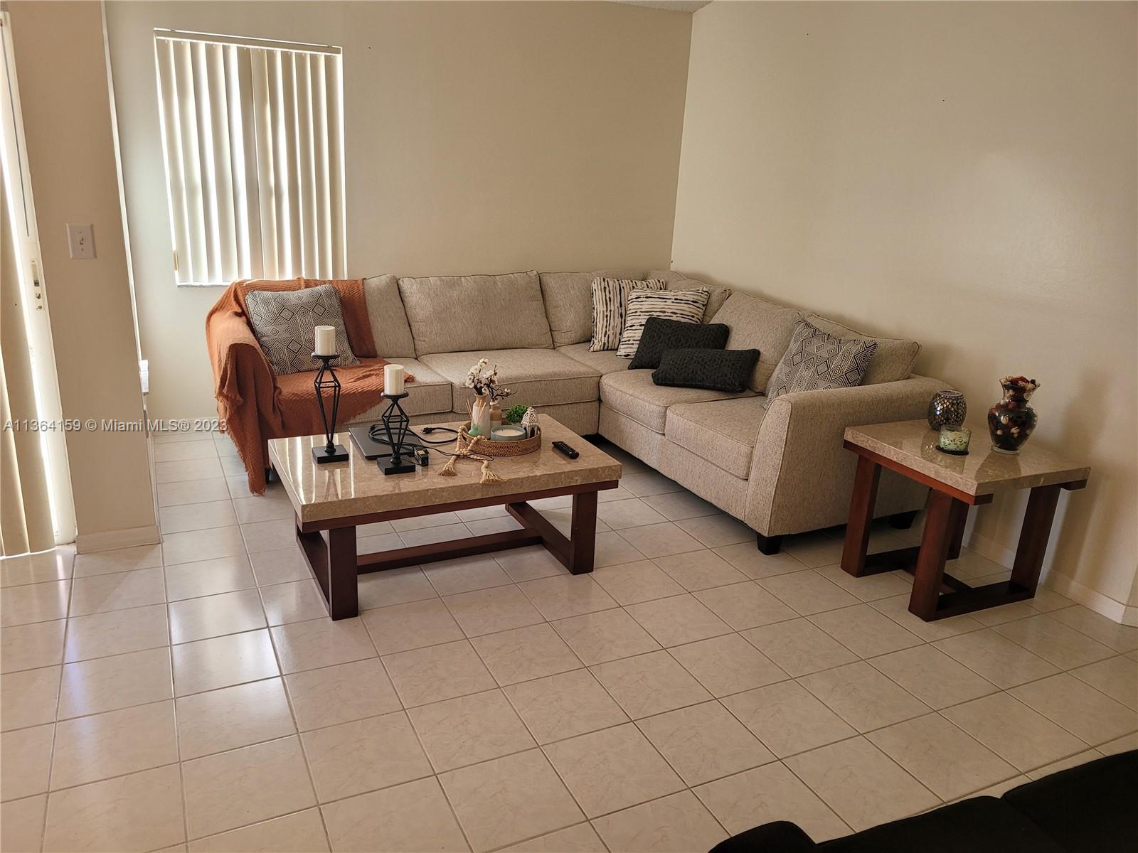 BRIGHTONS MEADOW TRACE - Residential Lease