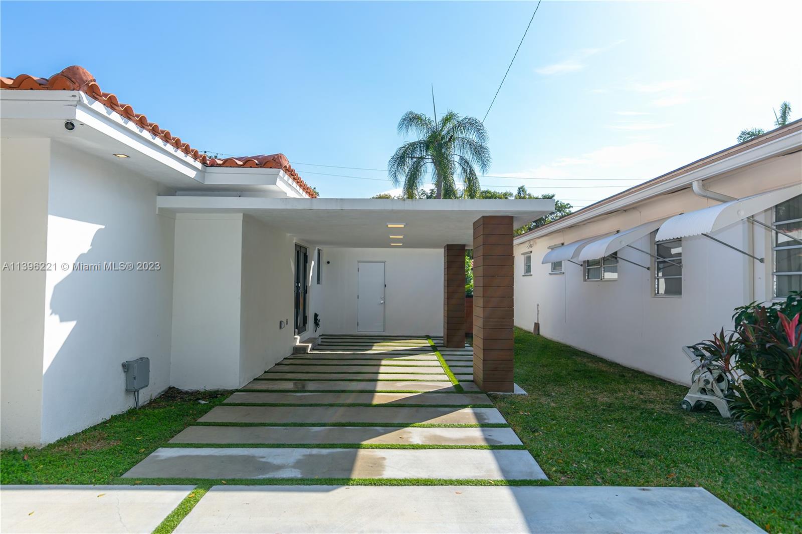 CORAL GABLES BILTMORE SEC - Residential