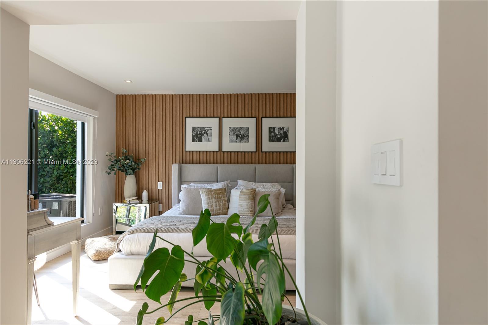 CORAL GABLES BILTMORE SEC - Residential