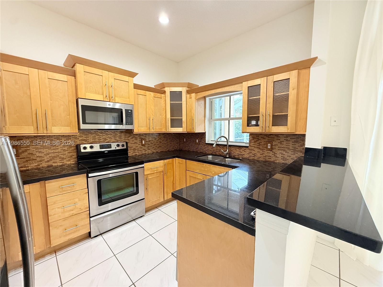 SECTOR 3 - PARCELS H I J - Residential Lease