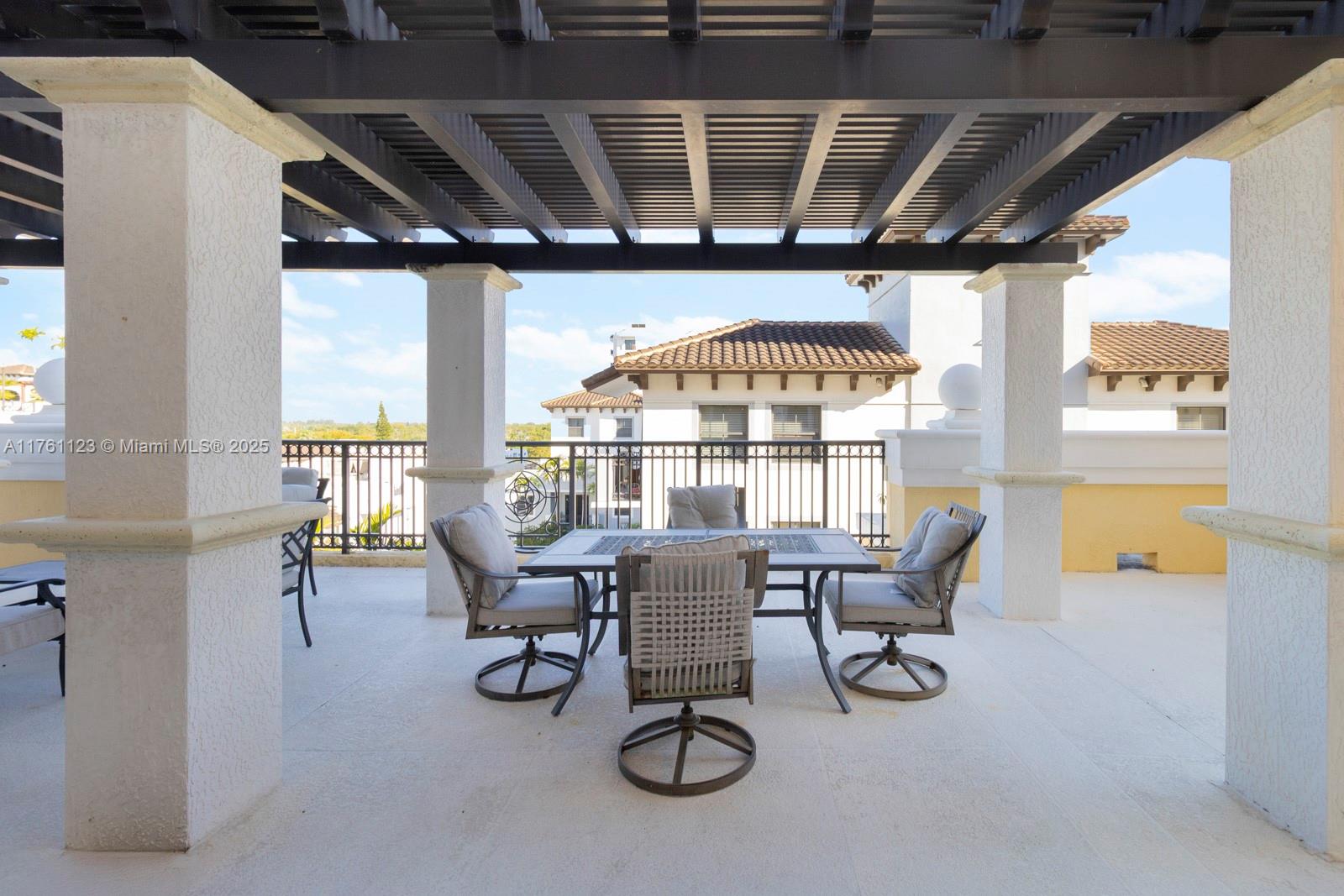 8390 Sw 72nd Ave 609, Miami, Broward County, Florida - 2 Bedrooms  
2 Bathrooms - 
