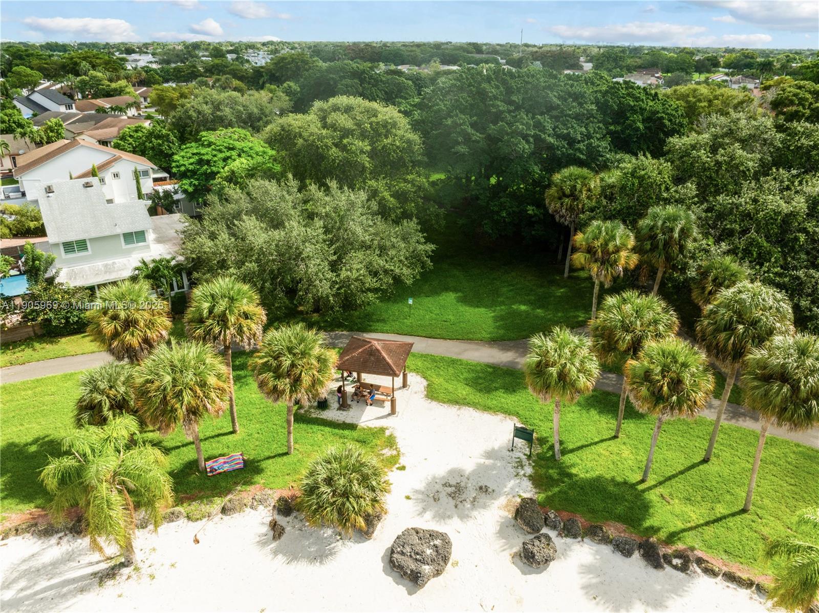 HAMMOCKS SEC 2 - Residential