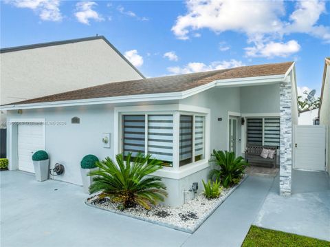 View photos, virtual tours, details... 9746 SW 147th Ct Miami FL 33196