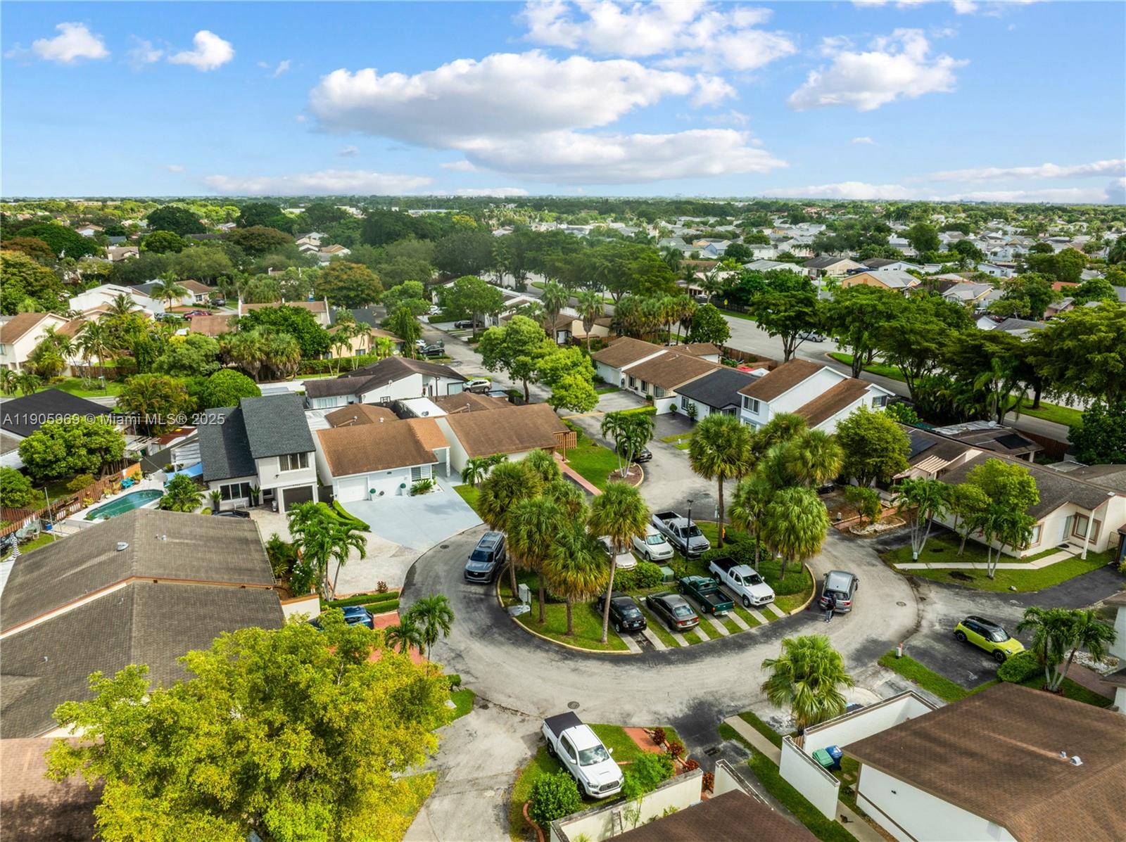 HAMMOCKS SEC 2 - Residential